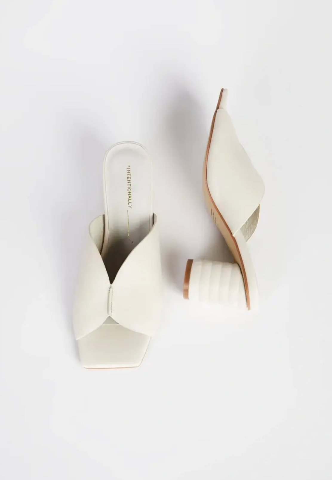 Day to Night sandals